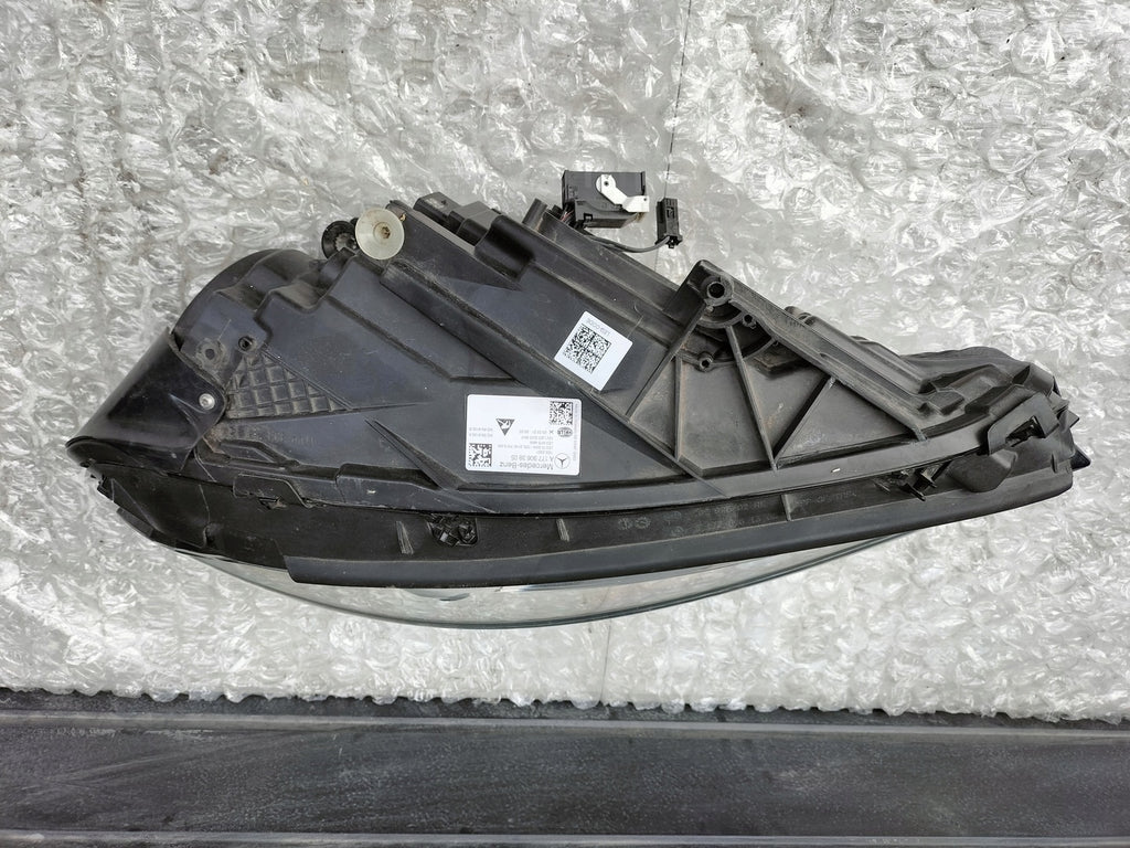 Frontscheinwerfer Mercedes-Benz W177 A1779063805 LED Rechts Headlight SCH3868567724hb
