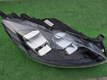 Laden Sie das Bild in den Galerie-Viewer, Frontscheinwerfer Ford Kuga LV4B-13E014-FB Full LED Rechts Headlight SCH9114328997oa