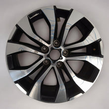 Laden Sie das Bild in den Galerie-Viewer, 1x Alufelge 17 Zoll 7.0&quot; 5x114.3 43ET Glanz Schwarz 403000483R Renault Rim Wheel