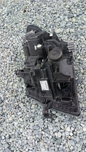 Laden Sie das Bild in den Galerie-Viewer, Frontscheinwerfer VW Crafter 7C1941036C Rechts Scheinwerfer Headlight SCH9329708206jz