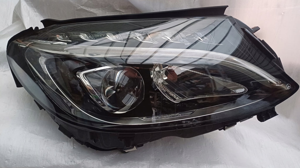 Frontscheinwerfer Mercedes-Benz W205 A205 A2059063803 LED Rechts Headlight SCH2994375433vb