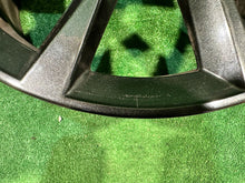 Laden Sie das Bild in den Galerie-Viewer, 1x Alufelge 17 Zoll 7.0&quot; 5x100 51ET 6VA601025 Skoda Fabia Iv Rim Wheel