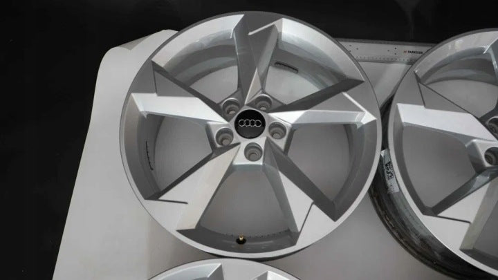 4x Alufelge 19 Zoll 7.0" 5x112 43ET Glanz Silber Audi Rim Wheel FEL7742150140ji