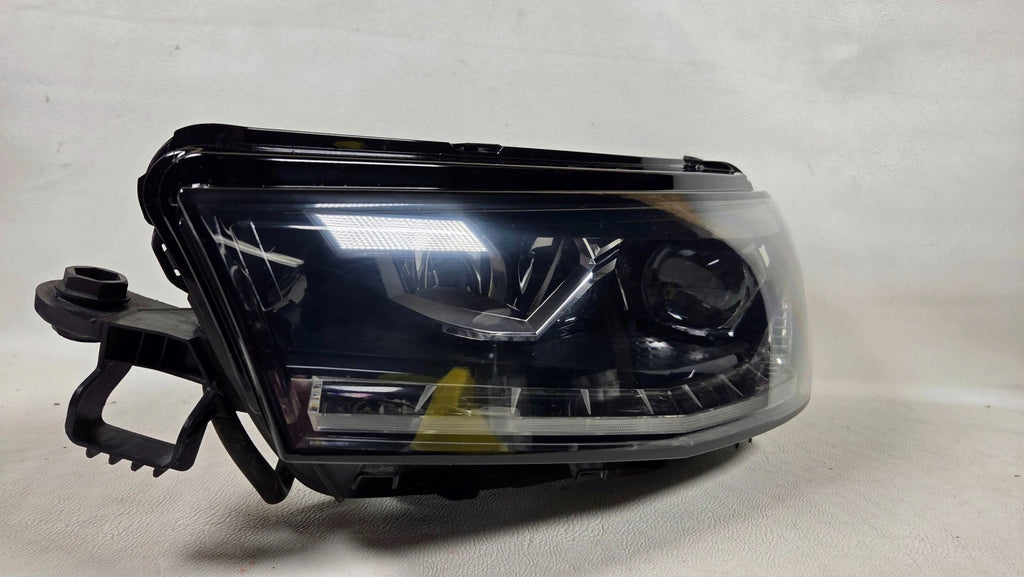 Frontscheinwerfer Skoda Fabia IV 6VB941015B Links Scheinwerfer Headlight SCH3812694356ln
