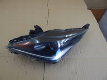 Laden Sie das Bild in den Galerie-Viewer, Frontscheinwerfer Toyota Aygo Links Scheinwerfer Headlight SCH3234046590fj