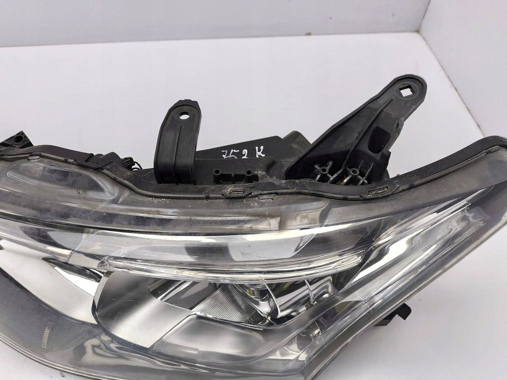 Frontscheinwerfer Mitsubishi Outlander 8301C205 8301C206 Links Headlight