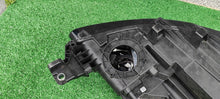 Laden Sie das Bild in den Galerie-Viewer, Frontscheinwerfer VW Transporter 7T1941035 LED Links Scheinwerfer Headlight SCH9661558152yv