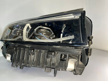 Laden Sie das Bild in den Galerie-Viewer, Frontscheinwerfer BMW G11 7946772 Rechts Scheinwerfer Headlight SCH3330898648sn