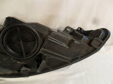 Laden Sie das Bild in den Galerie-Viewer, Frontscheinwerfer Ford Fiesta 8A61-13W030 Links Scheinwerfer Headlight SCH4790497847jp