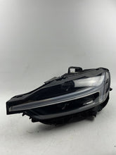Laden Sie das Bild in den Galerie-Viewer, Frontscheinwerfer Volvo Xc60 II 32420425 LED Links Scheinwerfer Headlight SCH9525359164fv