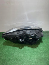 Laden Sie das Bild in den Galerie-Viewer, Frontscheinwerfer Mercedes-Benz Gla A1569066900 LED Links Scheinwerfer Headlight SCH2644554485zi