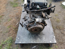 Laden Sie das Bild in den Galerie-Viewer, Motor Kia Venga G4FA 1.4 2009 Benzin Engine Unkomplett