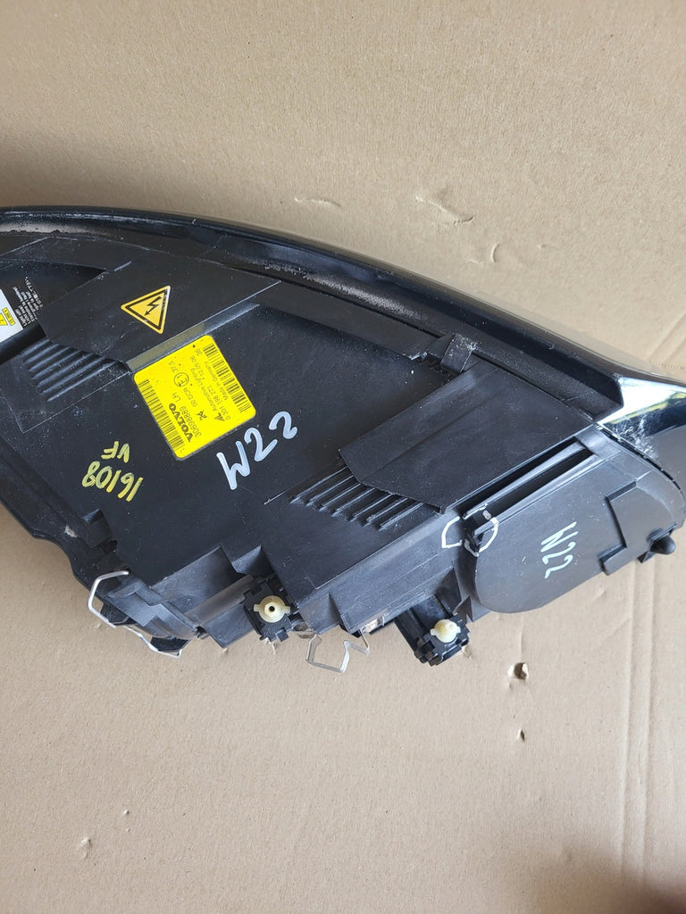 Frontscheinwerfer Volvo S40 30698889 Links Scheinwerfer Headlight SCH5179689189bx