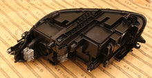 Laden Sie das Bild in den Galerie-Viewer, Frontscheinwerfer VW Tiguan 5NB941082G Full LED Rechts Scheinwerfer Headlight