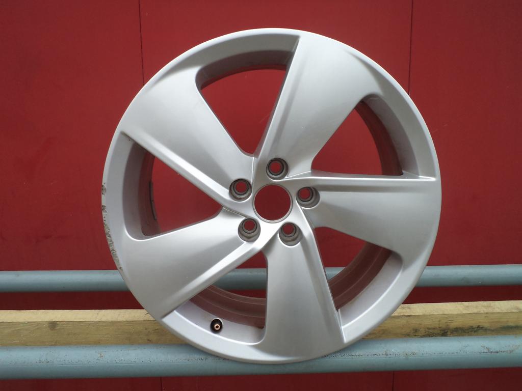 1x Alufelge 17 Zoll 7.0" 5x100 46ET Seat Rim Wheel