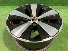 Load image into Gallery viewer, 1x Alufelge 18 Zoll 8.0" 5x112 48ET 5C0601025AK VW Beetle Rim Wheel FEL5900723829ne