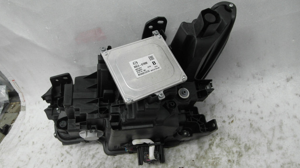 Frontscheinwerfer Mazda 3 Bp BCJH-51030 Rechts Scheinwerfer Headlight SCH2522612874wi