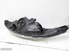 Laden Sie das Bild in den Galerie-Viewer, Frontscheinwerfer Ford Fiesta I 1EL24704506 Rechts Scheinwerfer Headlight SCH9053088116cz