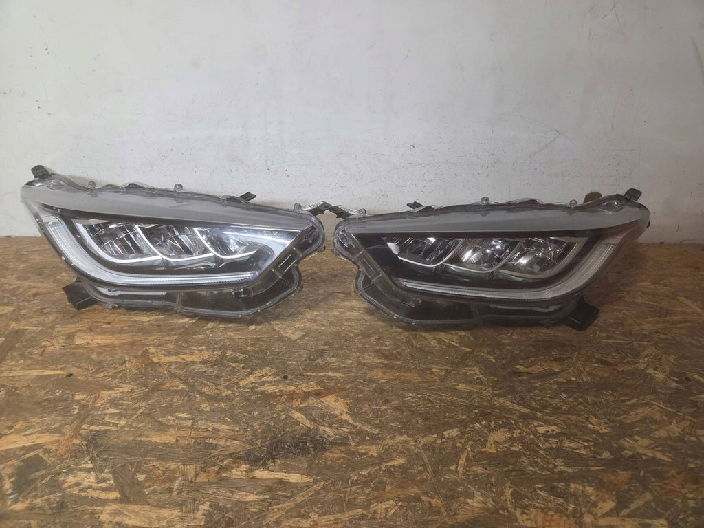 Frontscheinwerfer Toyota Yaris ENK08 LED Ein Satz Scheinwerfer Headlight SCH7834747668hz