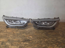 Laden Sie das Bild in den Galerie-Viewer, Frontscheinwerfer Toyota Yaris ENK08 LED Ein Satz Scheinwerfer Headlight SCH7834747668hz