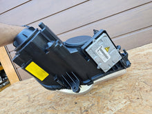 Load image into Gallery viewer, Frontscheinwerfer VW Touran 1T1941752A Xenon Links Scheinwerfer Headlight