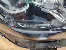 Laden Sie das Bild in den Galerie-Viewer, Frontscheinwerfer Mercedes-Benz W206 A2069068204 Rechts Scheinwerfer Headlight SCH1653237617rb