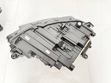 Laden Sie das Bild in den Galerie-Viewer, Frontscheinwerfer Audi Etron 89A941033 89A941034 LED Ein Satz Headlight SCH8345146080wz
