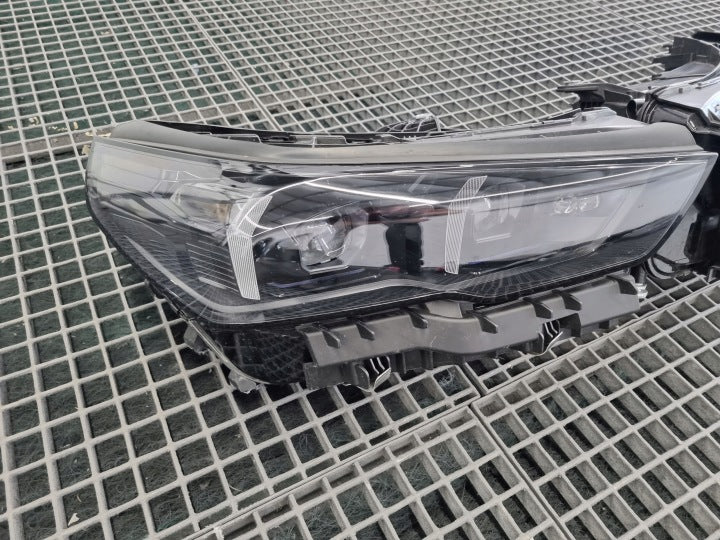 Frontscheinwerfer BMW 5A798D7 5A798D8 LED Ein Stück (Rechts oder Links) SCH7787854639mc