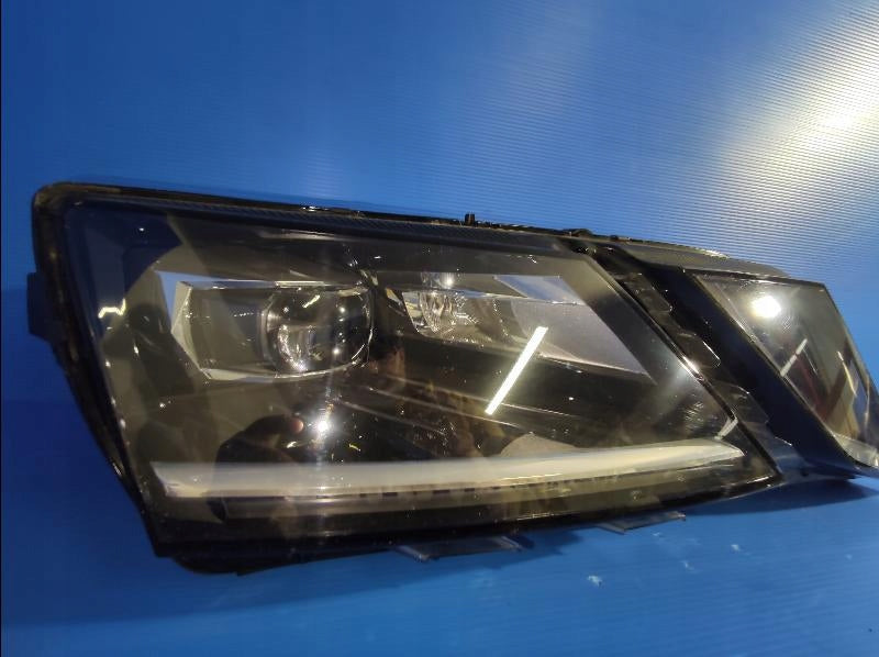 Frontscheinwerfer Skoda Octavia III 5E1941016D LED Rechts Scheinwerfer Headlight SCH6390378634cz