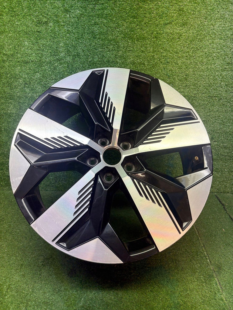 1x Alufelge 20 Zoll 5x114.3 403003990R Renault Megane I E-Tech Rim Wheel FEL4335841807ct