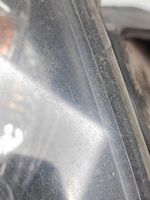 Laden Sie das Bild in den Galerie-Viewer, Frontscheinwerfer Toyota Aygo 89100097B Links Scheinwerfer Headlight SCH1921239838za