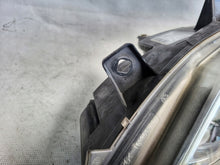 Load image into Gallery viewer, Frontscheinwerfer Mercedes-Benz Viano W639 Vito A6398202861 Xenon Links