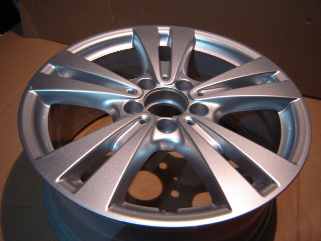 1x Alufelge 17 Zoll 7.5" 5x112 52ET Glanz Silber A2464011400 Mercedes-Benz Cla FEL7979938748ve