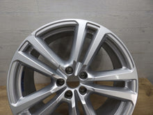 Load image into Gallery viewer, 1x Alufelge 20 Zoll 8.0" 5x112 28ET Glanz Silber 4M0601025G Audi Q7 Rim Wheel FEL3946518542gs