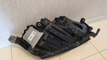 Load image into Gallery viewer, Frontscheinwerfer Skoda Octavia IV 5E4941015 Full LED Links Headlight SCH9676915372yn