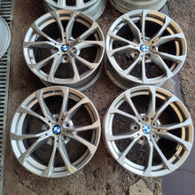 Laden Sie das Bild in den Galerie-Viewer, 4x Alufelge 17 Zoll 7.5" 5x112 30ET Glanz Grau 6883518 BMW Rim Wheel FEL7470211147xp