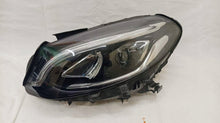 Laden Sie das Bild in den Galerie-Viewer, Frontscheinwerfer Mercedes-Benz W246 A2469062601 LED Links Headlight SCH3920387423bx