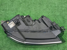 Laden Sie das Bild in den Galerie-Viewer, Frontscheinwerfer VW Tiguan 5NB941082E Rechts Scheinwerfer Headlight SCH9843360040lc