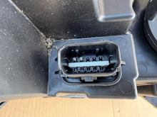 Laden Sie das Bild in den Galerie-Viewer, Frontscheinwerfer Dacia Dokker Sandero III Jogger 280602561R Links Headlight