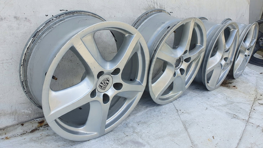 4x Alufelge 18 Zoll 8.0" 5x130 8JX18H2 Porsche Rim Wheel