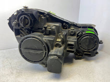 Laden Sie das Bild in den Galerie-Viewer, Frontscheinwerfer Mercedes-Benz W211 A2118203561 Links Scheinwerfer Headlight SCH2744171389ld