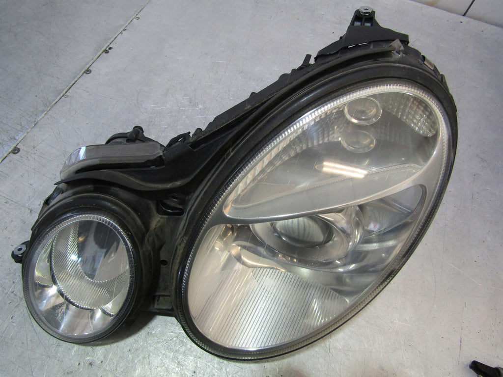 Frontscheinwerfer Mercedes-Benz W211 Links Scheinwerfer Headlight SCH2811307404zq