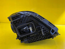 Laden Sie das Bild in den Galerie-Viewer, Frontscheinwerfer Mercedes-Benz W247 A2479062004 LED Rechts Headlight SCH9188883474aw