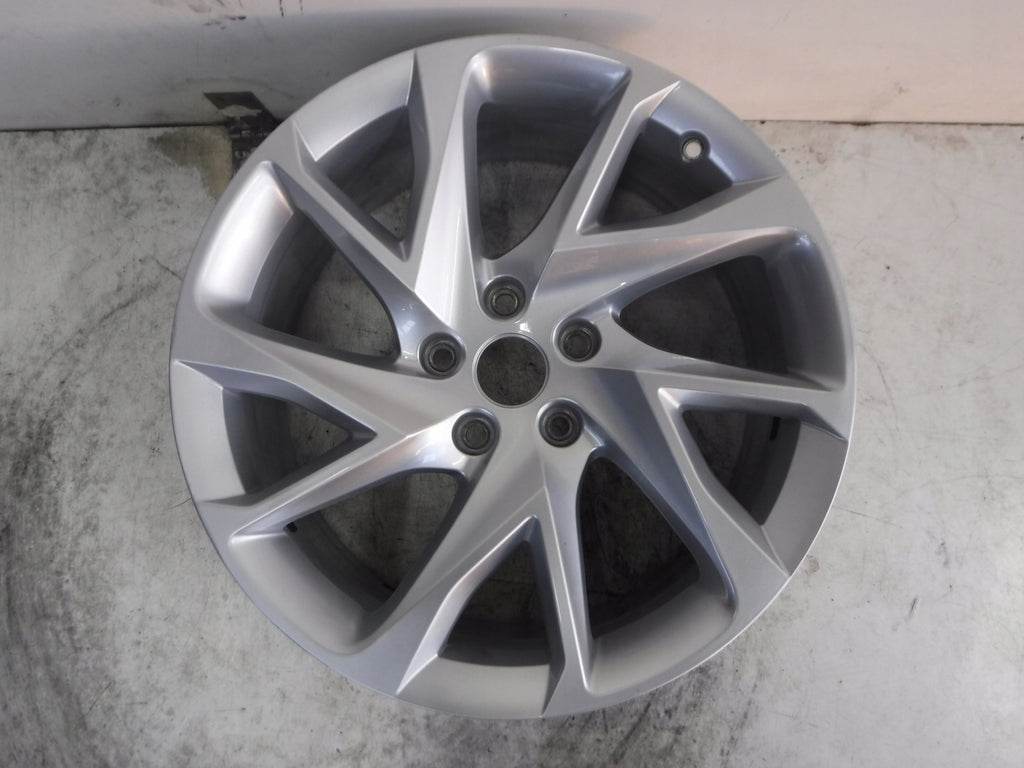 1x Alufelge 18 Zoll 8.0" 5x112 40ET Glanz Silber 5FF601025 Cupra Formentor FEL6085563711ng