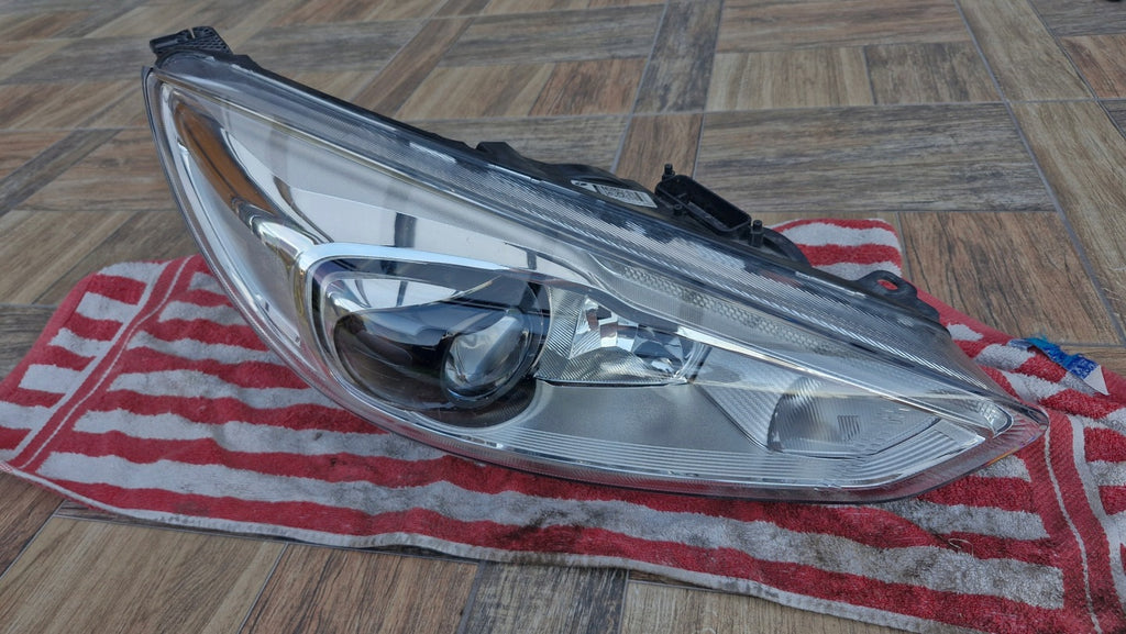 Frontscheinwerfer Ford Focus III F1EB-13D154-AB Xenon Rechts Headlight SCH1468133969ny
