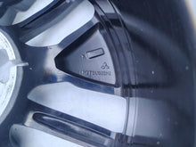 Laden Sie das Bild in den Galerie-Viewer, 1x Alufelge 18 Zoll 7.0&quot; 5x114.3 38ET Mitsubishi Outlander Eclipse Cross