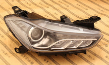 Laden Sie das Bild in den Galerie-Viewer, Frontscheinwerfer Maserati Ghibli M157 670004658 Xenon Rechts Headlight SCH1151789804yh