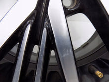 Laden Sie das Bild in den Galerie-Viewer, 1x Alufelge 16 Zoll 6.5" 5x112 50ET Glanz Silber 5C0601025BP VW Beetle Jetta FEL8967454559lj