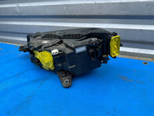 Laden Sie das Bild in den Galerie-Viewer, Frontscheinwerfer Skoda Superb III 3V1941016E LED Rechts Scheinwerfer Headlight