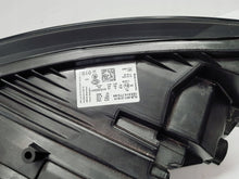 Laden Sie das Bild in den Galerie-Viewer, Frontscheinwerfer Skoda Enyaq 5LB941016H Rechts Scheinwerfer Headlight